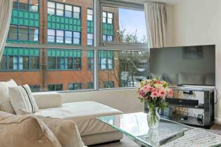 Premium 1BR Swindon City Centre - 5