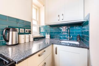 2A Coastguard Cottages - 5