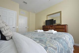 Elegant Luxury Across from Universal Epic Park! - 6
