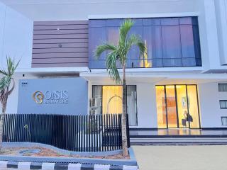 Oasis Signature Hotel - 8