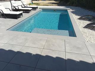 Villa Lumina, piscine, climatisée, parking, wifi - 3