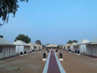 the star of the luxury camp - 1