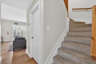 Cozy Alpine Condo - Shuttle - Pool - Patio - 1