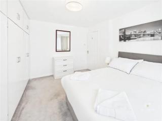 3 Bedroom Home with Private Garden in Newcastle upon Tyne - 5
