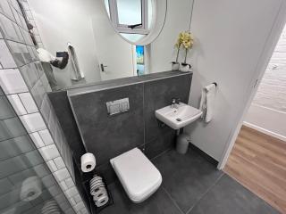 Greenpoint Chic Studio Apartment - 1