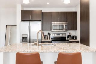 Chic Waterfront Apartment in Boston - 1