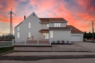 Sunsets & Fishing on Bay - Boat Dock - XL Home - 2
