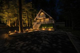 Charming n Fun chalet Retreat in The Poconos - 8