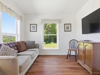 Lakeview Retreat with Fire Pit and Total Privacy - 5
