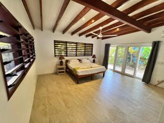 Turtle Bay Beach House - 8