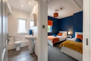 City Centre Stay Cosy House Sleeps 6 - 5