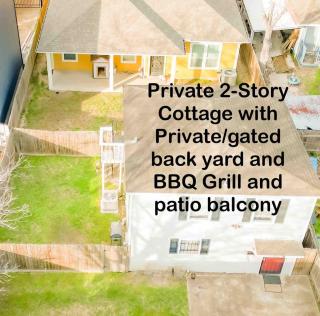 Private Entire Home Near NRG Stadium, Hobby Airport, Downtown Houston - 2