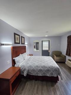 Motor Court Motel - 7