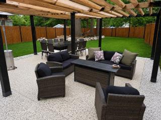 Family Friendly Modern Escape Close to Boston! - 0