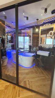 Giewont - luxury regional apartment with a bathtub and a view of the Tatra Mountains - 1