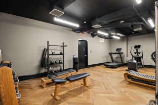 Freeman 703 by Rove Travel - Studio with Shared Amenities - 3