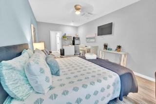 Seaside Escape 2 - Cozy Coastal Getaway with Patio - 1