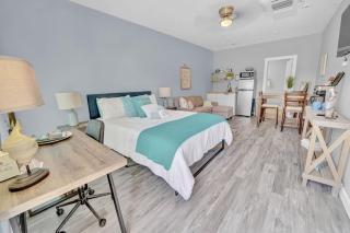 Seaside Escape 5 - Modern Beachside Basecamp - 0
