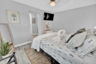 Seaside Escape 8 - Peaceful with Outdoor Seating - 6