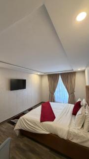 Royal luxus and travel Islamabad - 0