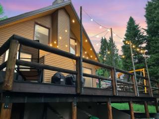 KABINO: NEW! Hot tub DogsOK Fire Pit On trails 20 min to Yellowstone - 0