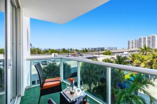 Coastal Comfort 2BR Retreat Balcony Space - 3