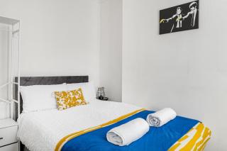 NEW! 3BR, free parking, near to City Centre - 2
