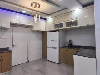 A luxury five bedroom duplex with swimming pool - 7