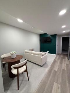 Guest Suite in Calgary - 2