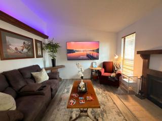 Smart Resort Retreat Condo near Branson and Silver Dollar City - 3