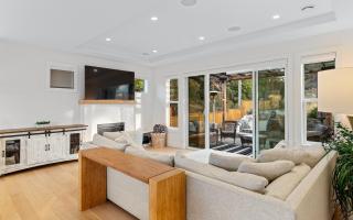 Come Enjoy This Modern Coastal Retreat - 2