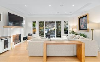 Come Enjoy This Modern Coastal Retreat - 3