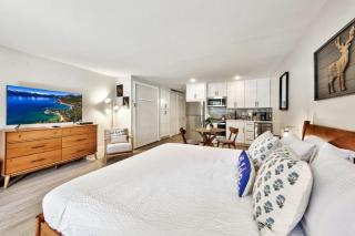 Delight in luxe amenities at this newly remodeled Lakeland Village studio - 4