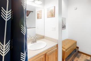 This location is hard to top with easy access to Heavenly & resort amenities - 2