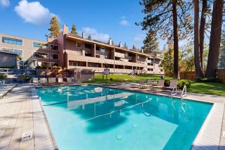 Ideal lake retreat w Easy Beach Access Gas Stove & Open Layout - Skiing Nearby - 1