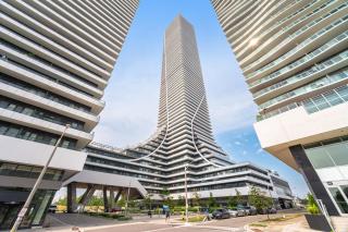 Waterfront Luxury Condo - 9