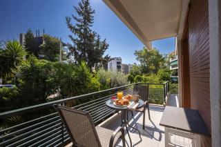 Chic Coastal Stay in the Heart of Voula - 0
