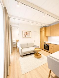 Superb Old Town Apartment - 0