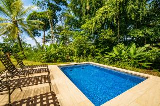 Red Frog Beach Island Resort - 3