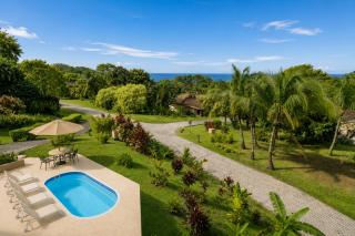 Red Frog Beach Island Resort - 2