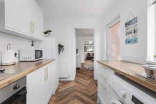Contractor Stay - WI-Fi - Pet Friendly - Parking - 7