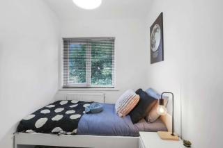 Contractor Stay - WI-Fi - Pet Friendly - Parking - 4