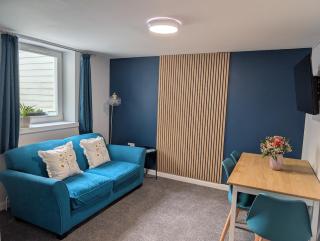 Stylish town flat in Bude, with secure parking - 0