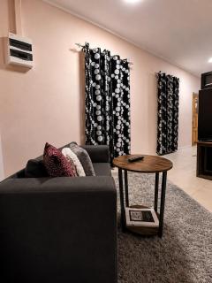 Modern 2 Bedroom Apartment Fast WiFi AC North Paramaribo - 5