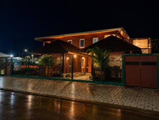 Bright 2 Bedroom Apartment Fast WiFi AC North Paramaribo - 9