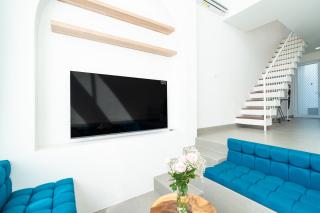 New 1 BR Romantic Loft, Pool & Sunset Jacuzzi - 9