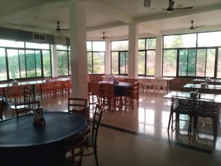 Natraj hotel rooms and restaurant - 1
