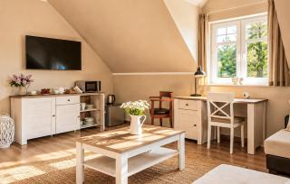 1 Bedroom Amazing Apartment In Spychowo - 7