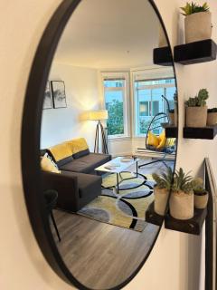 Vibrant City Gem/99 Walk/Pike Pl/Pool/Pet/Parking - 1