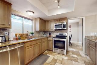 Sunny Scottsdale - 2